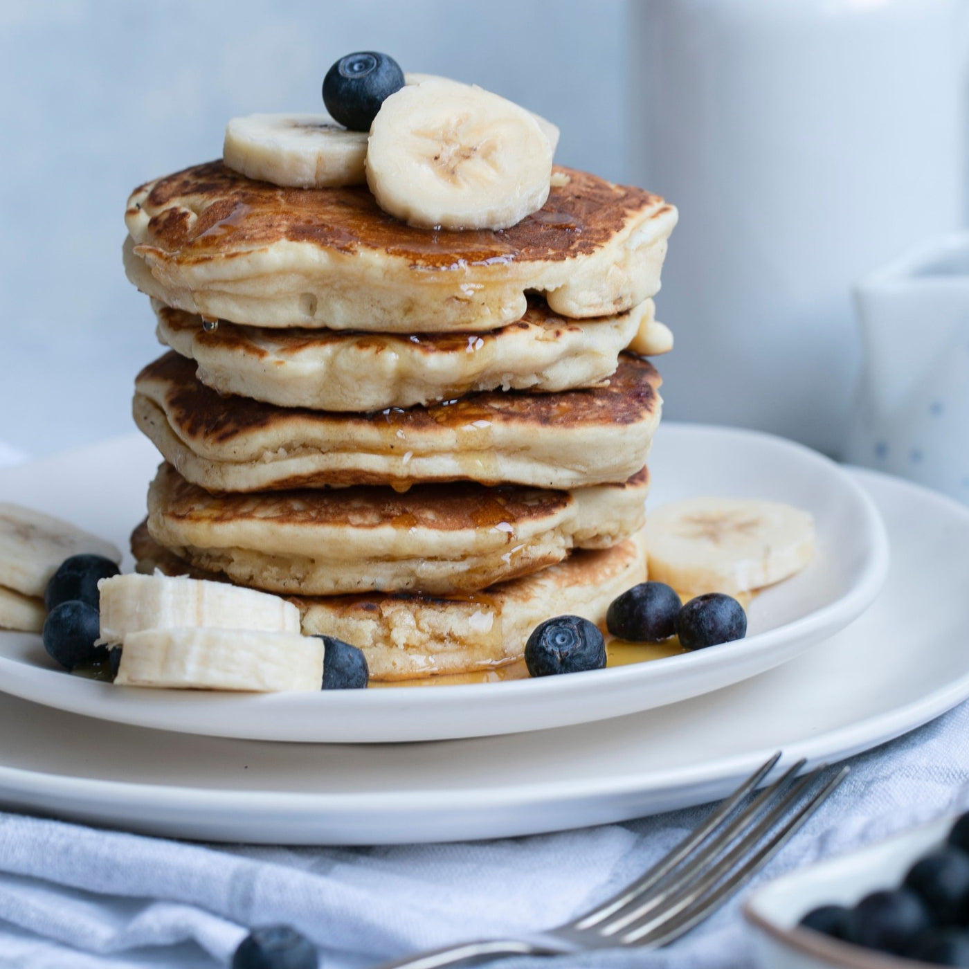 Protein pancakes with banana and blueberries